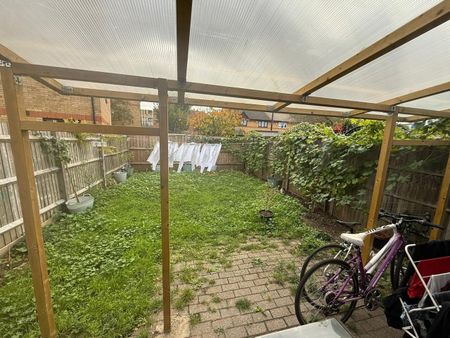 Room in a Shared House, Maryland Street, E15 - Photo 5