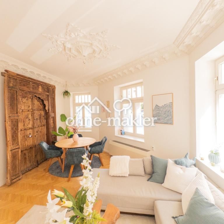 Wohnen auf Zeit: Möblierte Altbauwohnung in ruhiger Nebenstraße der Karli - Photo 1