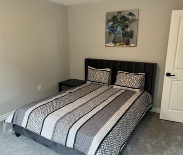 For Lease - 1568 Scarlett Trail Unit# Room, Pickering, Ontario - Photo 6