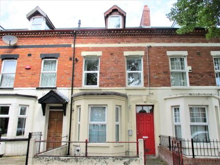 Rugby Avenue, University Quarter!, Belfast, BT7 1RG - Photo 3