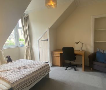 4 bedroom terraced house to rent - Photo 3