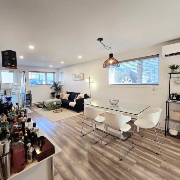 5 1/2, Ste-madeleine, bas de triple(style condo ), porte patio ,terrasse, cabanon, secteur sécuritaire, tranquille, près des services - Photo 1