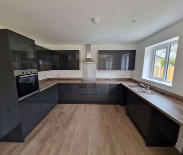 Falmouth Road, Helston - Photo 4