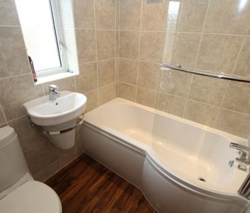 3 Bedroom End Terraced House, Chester - Photo 6