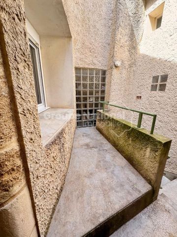 A louer Chateauneuf Du Pape Appartement 50 m2 1 chambre, bureau, petite terrasse, - Photo 2