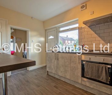 2 Bedroom Semi-Detached House for rent in Burley Wood Lane - Photo 6