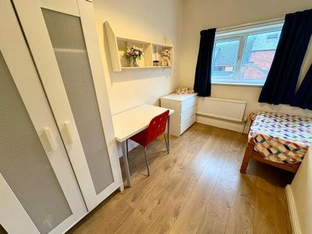 5 bedroom house to rent - Photo 4