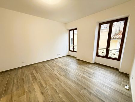 Location appartement 4 pièces, 91.21m², Nîmes - Photo 5