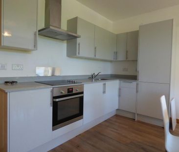 2 bedroom apartment to rent - Photo 5