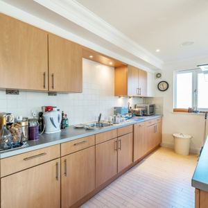 Lumiere Court, London, SW17 - Photo 2