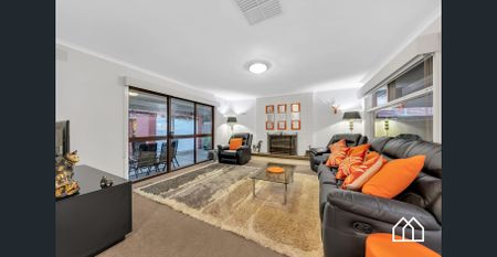 PERFECT FAMILY HOME - Photo 2