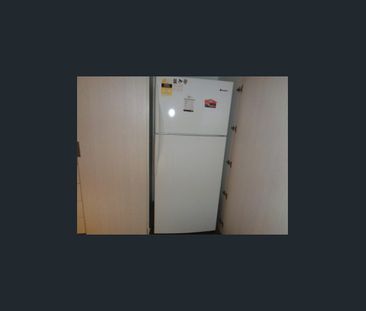 Fully furnished 2 Bedrooms Apartment Central of North Melbourne - Photo 5