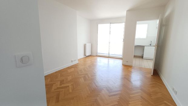 location Appartement T2 DE 49.36m² À PARIS 11 - Photo 1