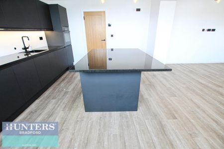 1 bedroom Flat To Let - Photo 5