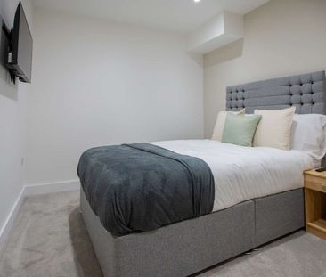 Modern Double Rooms | Bills Included | No Deposit Room 2 - Photo 3