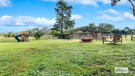 RURAL HOME CLOSE TO COAST & TOWN - Photo 5