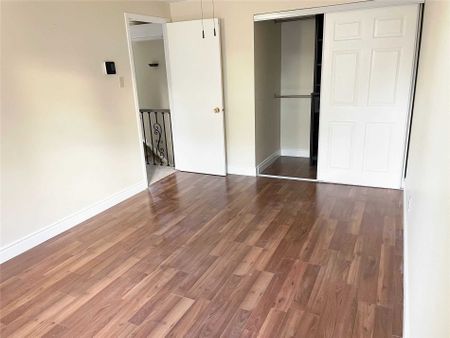 For Lease - 4 Gatsby Square, Brampton, Ontario - Photo 3