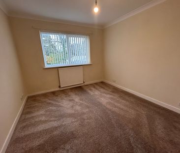 Queens Drive, Liverpool, L15 - Photo 1