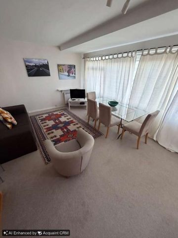 Metropole Court, Brighton, BN1 - Photo 2