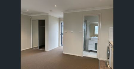 Modern Studio - Photo 3