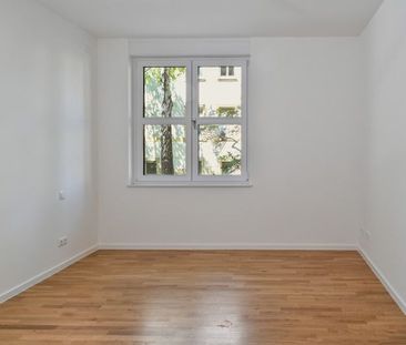 Große 2-Raum-Wohnung mit integriertem Gewerberaum (23qm) - Photo 1