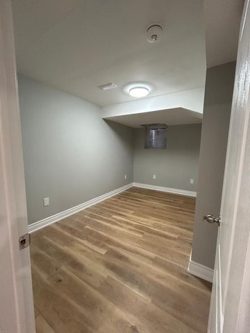 For Lease - 1074 Costigan Road Unit# BSMT, Milton, Ontario - Photo 3