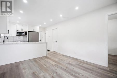 8 MERCHISON AVENUE - Photo 2