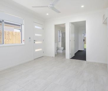 2 Bed Home With Large Fully Fenced Backyard - Photo 1