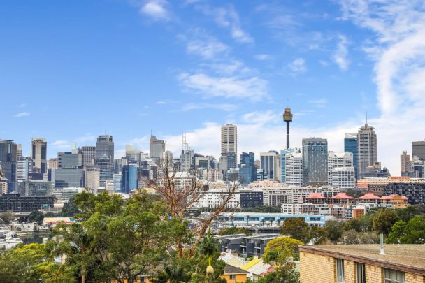 Picturesque city views - Photo 1