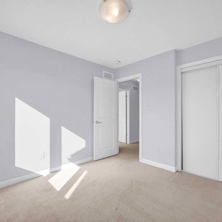 For Lease - 587 Lilith Street, Barrhaven, Ontario - Photo 1