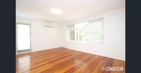 Room To Move & A Breezy Balcony - Photo 4