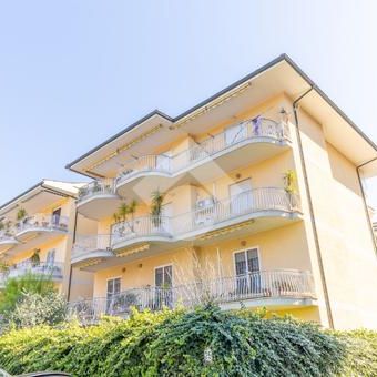 5 locali in affitto - Photo 3
