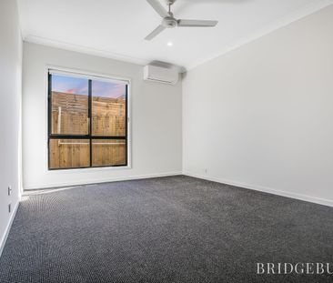 Modern Family Living in the Heart of North Harbour Estate - Photo 4