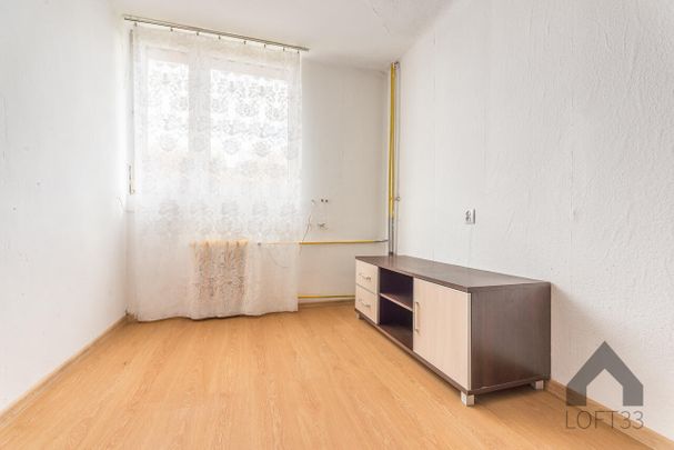 Duże mieszkanie trzypokojowe z balkonem na Azot w Jaworznie do wynajęcia - Photo 1