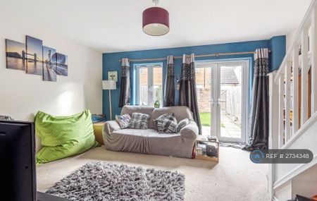 2 bedroom terraced house to rent - Photo 2