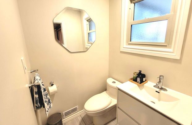 For Lease - 444 Quigley Road, Hamilton, Ontario - Photo 1