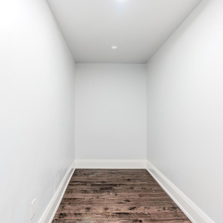 For Lease - 756 Dundas Street Unit# Main, Toronto, Ontario - Photo 1