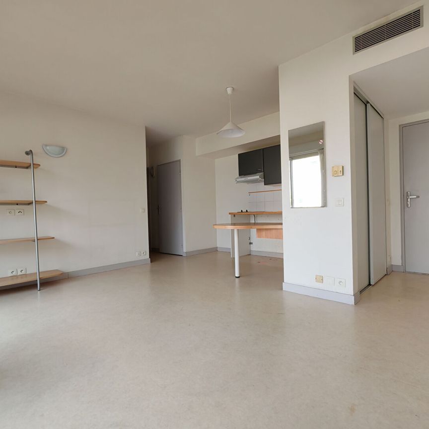 Location Appartement 2 pièces 35m² - Photo 1