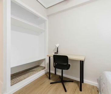 Carrer del Pare Viñas, Valencia, Valencian Community 46019 - Photo 4