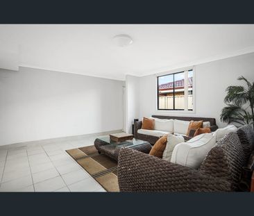 17 Trout Place, St Clair, NSW 2759 - Photo 6