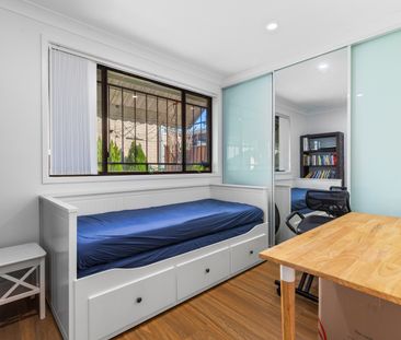 54A Toongabbie Road, Toongabbie NSW 2146 - House For Rent | Domain - Photo 4