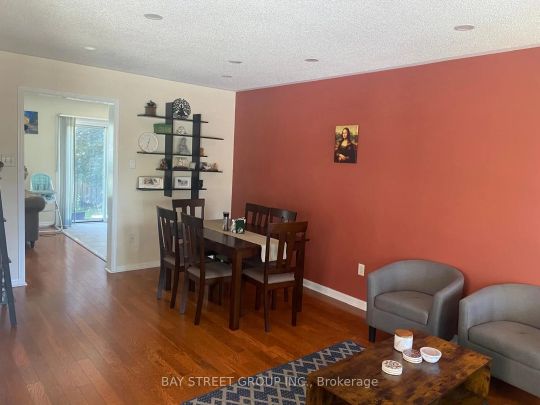 Detached Home For Lease | W9051238 - Photo 1