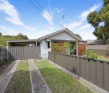 Lovely Presented 2 Bedroom Home - Photo 1