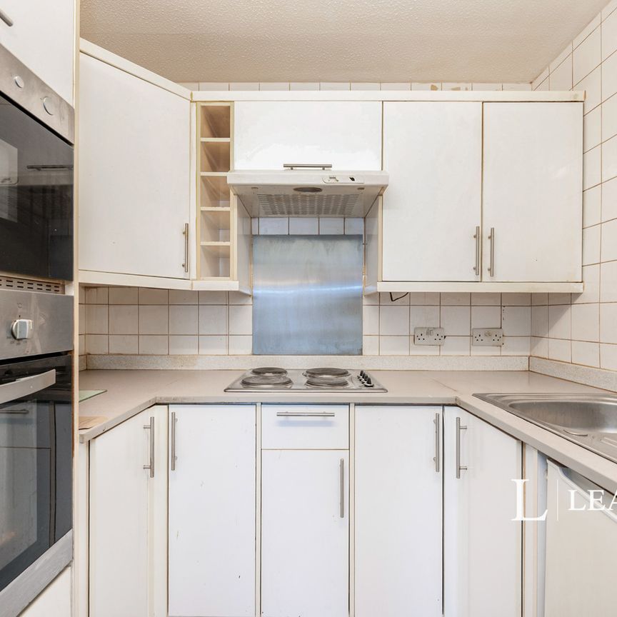 1 bedroom apartment to rent Homerose House, Cottage Grove, Southsea, PO5 - Photo 1