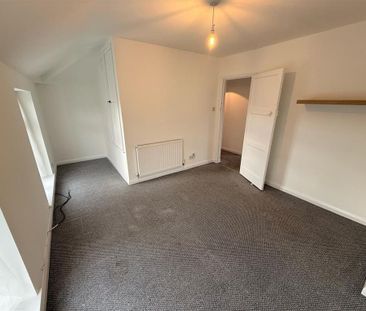 3 bedroom terraced house to rent - Photo 6