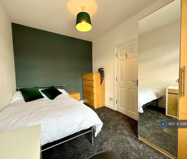 4 bedroom terraced house to rent - Photo 6