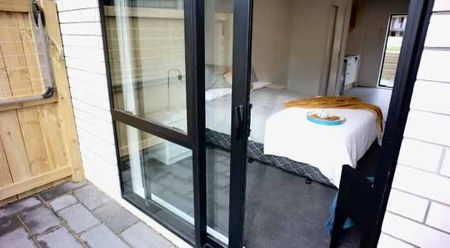 Self Contained Room - Walking Distance to Waikato Hospital - Photo 5