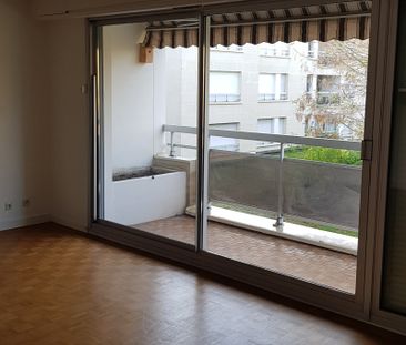 Rueil très limite Nanterre, dans jolie Résidence de standing, appar... - Photo 2