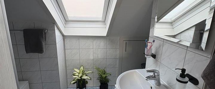 2-Zimmer Wohnung, für weibliche Einzelperson in Hohenacker - Photo 1