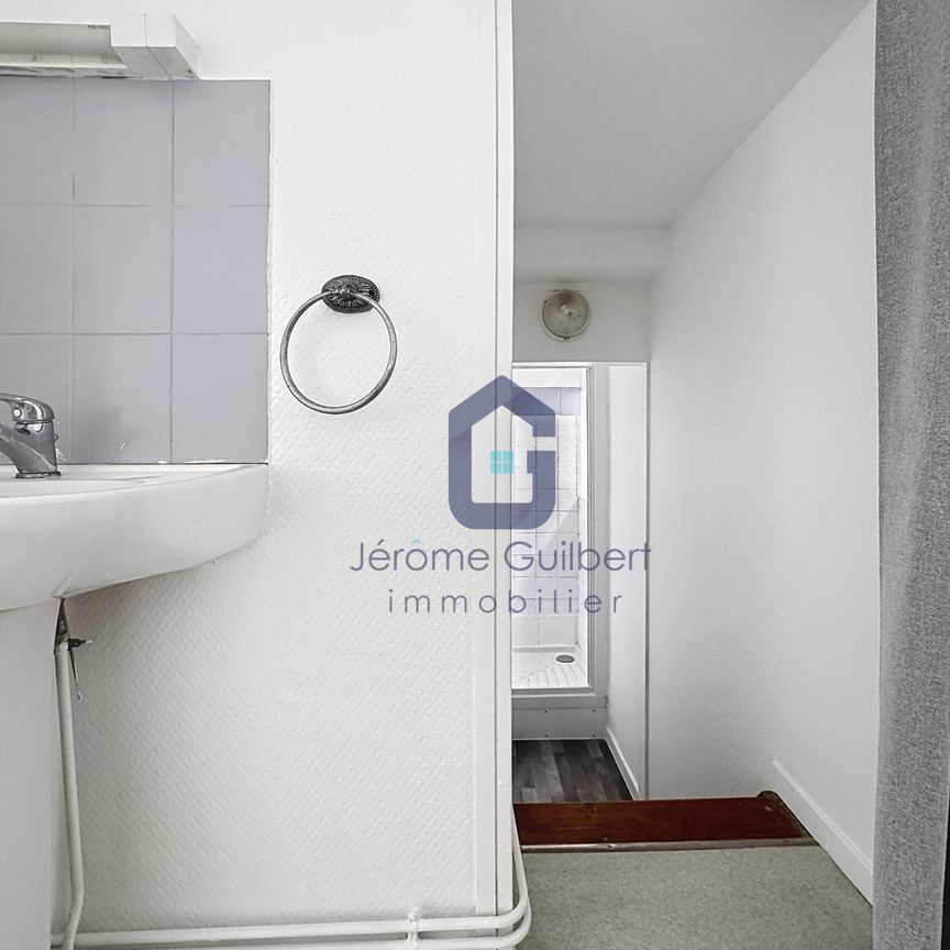 Location Appartement 1 pièce 24m² LILLE 59800 - Photo 1